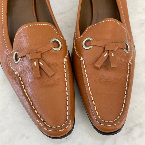 Prada Leather Almond Toe Loafer Kitten Heels Size 41 - Picture 4 of 10